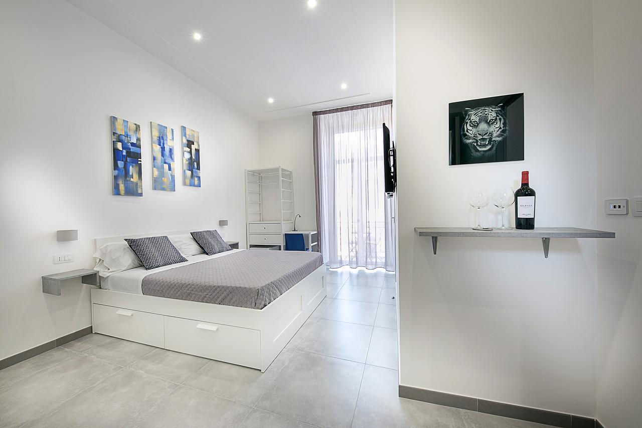 President Suites Νάπολη Εξωτερικό φωτογραφία